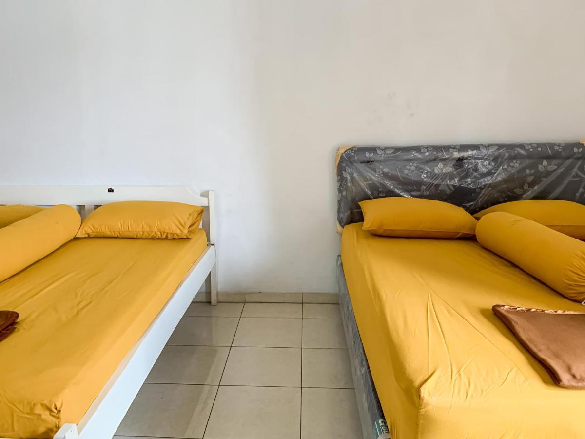 Beranda Istirahat Villa 4Br At Galaxy Resort Puncak Cikundul Экстерьер фото