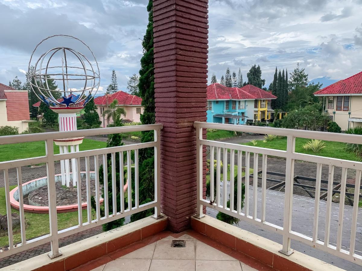 Beranda Istirahat Villa 4Br At Galaxy Resort Puncak Cikundul Экстерьер фото